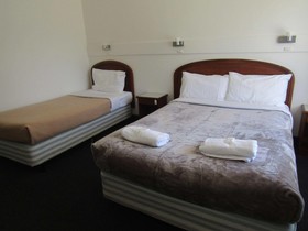 Allonville Motel