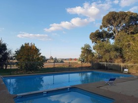 Allonville Motel