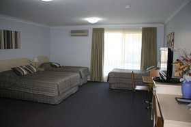 Tuckerbox Motor Inn