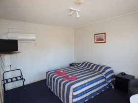 Red Chief Motel