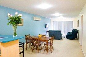 Cosmopolitan Apartments