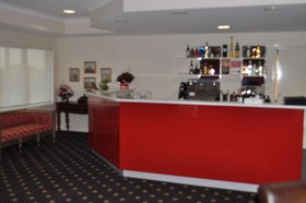 Bishop's Lodge Motor Inn