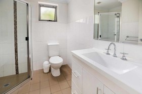 Bluegum Apartments