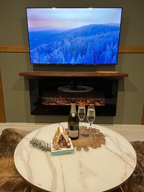 Hamilton House - Snowy Mountain Luxury Villas