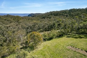Narrow Neck Lodge