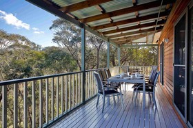 Narrow Neck Lodge