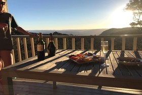 Narrow Neck Lodge