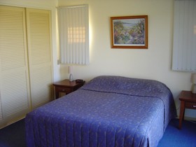 Hastings Cove Waterfront Holiday Apartments