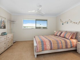 The Doggy Beach House At Salt