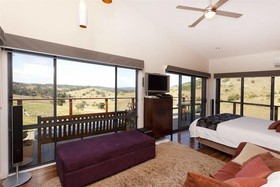 Sanctuary Hill Retreat