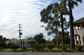 Historic Hydro Motor Inn
