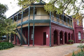 Leura House