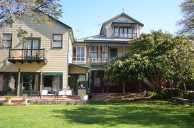 Leura House