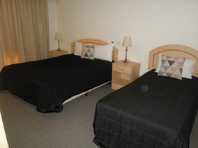 Centrepoint Motel