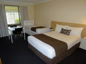 Zig Zag Motel