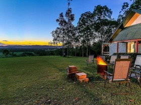 Vineyard Hill Retreat