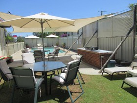 Waterview Motel