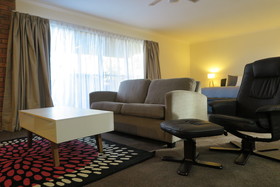 Summerhill Motor Inn
