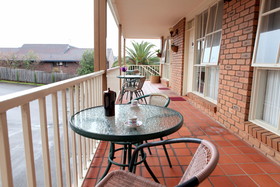 Summerhill Motor Inn