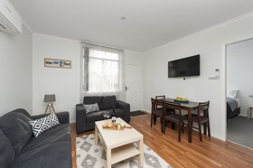 125 Milton