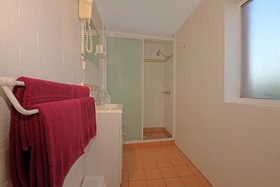 Milton Village Motel
