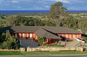 Milton Village Motel