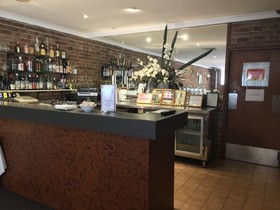 Abcot Inn