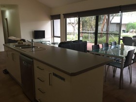 Deeluxe Riverspa Apartments