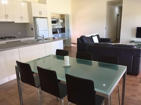 Deeluxe Riverspa Apartments