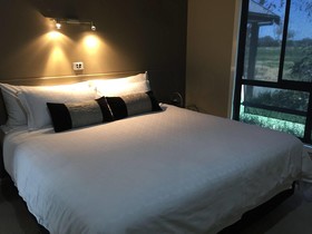 Deeluxe Riverspa Apartments