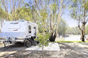 Maidens Inn Moama Holiday & Caravan Park