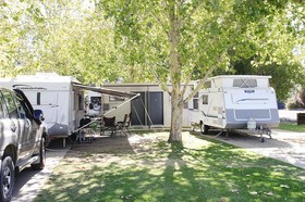 Maidens Inn Moama Holiday & Caravan Park