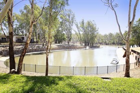 Maidens Inn Moama Holiday & Caravan Park