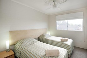 Mollymook Cove Apartments