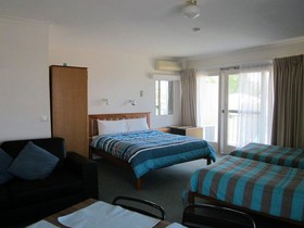 Mollymook Motel