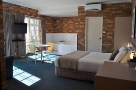 Mollymook Surf Beach Motel And Apartments