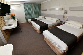 Burke & Wills Motor Inn