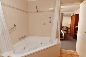 Burke & Wills Motor Inn