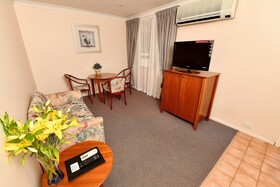 Burke & Wills Motor Inn