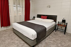 Burke & Wills Motor Inn