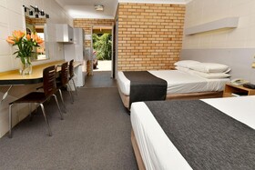 Burke & Wills Motor Inn