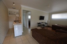 Econo Lodge Moree Spa Motor Inn