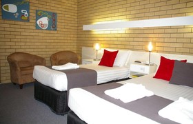 Golden Harvest Motor Inn