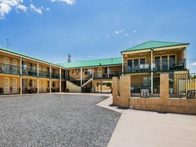 Soldiers Motel