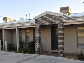 Kennedy Holiday Villas