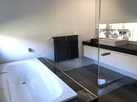 The Sinatra Holiday House