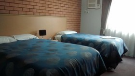 Centabrook Motor Inn