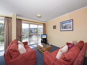 Apollo Court