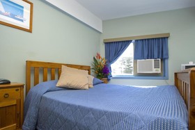 Seabreeze Hotel