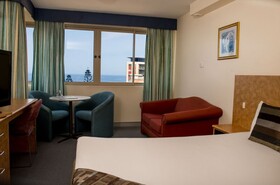 Newcastle Beach Hotel